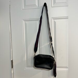 FOREVER 21 Black Crossbody Bag